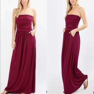 💕Deep red maxi dress! Soft & figure flattering